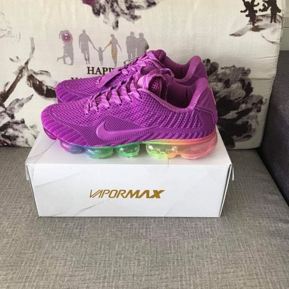 Purple nike vapormax's - Picture 4 of 4